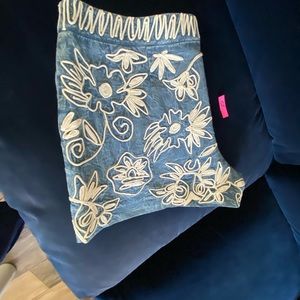 Jean shot Alice+Olivia